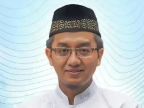 Gus Awis dan Samudra Tafsir Al-Qur’an: Menjaga Warisan, Menjawab Zaman