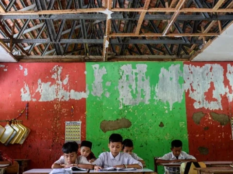 Agenda Transformasi Indonesia, Prabowo Bilang Bakal Renovasi Puskesmas, RSUD, Lengkapi Sekolah dengan Layar Pintar