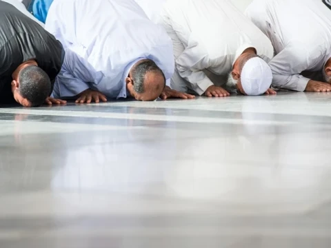 Kultum Ramadhan: Faidah Tarawih Secara Rohani dan Jasmani