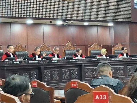 Malam Ini, MK Bacakan Putusan Syarat Pendidikan Gibran