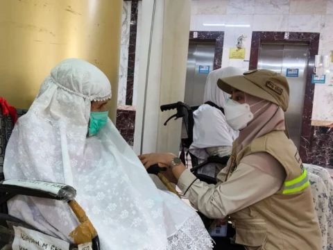 Keras Hati Sofimarni Naik Haji