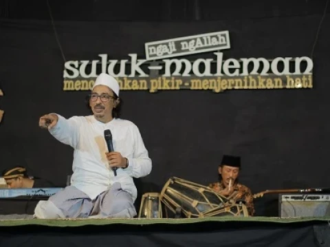 Suluk Maleman: Peradaban Sungsang, Membingungkan Sekaligus Membahayakan