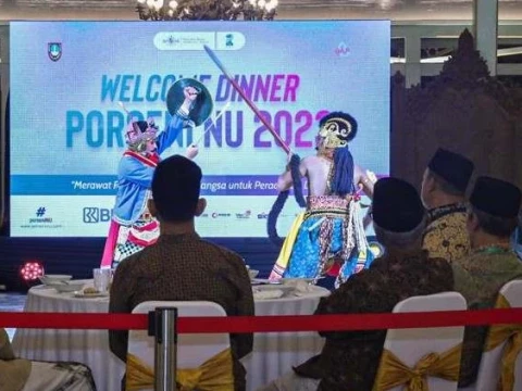 Tari Handogo Bugis Meriahkan Welcome Dinner Porseni NU 2023