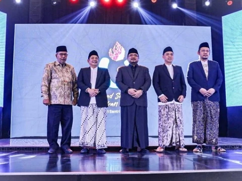 Menag Jelaskan Definisi Santri Menurut Gus Mus