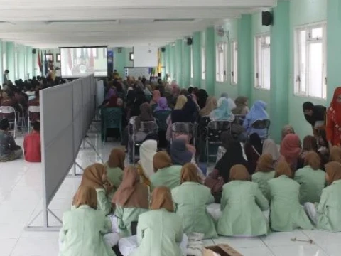 6 Dimensi Penting Selesaikan Tugas Akhir ala Prof Moh Ainin