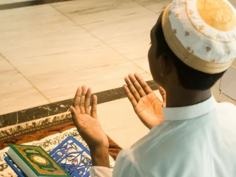 Ini Doa Memohon Keturunan yang Saleh dan Salehah dari Surah Ali Imran Ayat 36