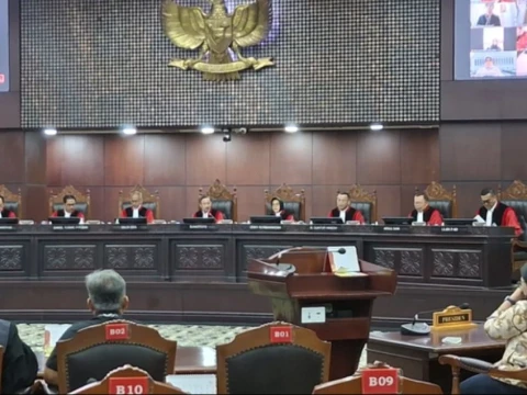 Putuskan UU KUHP, MK: Penghinaan Presiden Hanya Dapat Dituntut Berdasarkan Aduan Presiden-Wapres