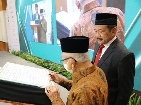 Hadiri Baznas Award 2023, Wapres Meriahkan Tarhib Ramadhan 2023 dengan Menulis Al-Quran