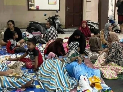 NU Peduli Lumajang Bantu Evakuasi Korban Banjir dan Distribusikan Kebutuhan Pengungsi