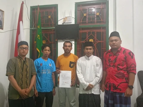 Lakpesdam NU Kota Sorong Papua Barat Bimbing Warga Raja Ampat Masuk Islam