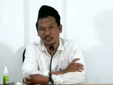 Soal Zakat Fitrah Menggunakan Uang, Begini Penjelasan Gus Baha