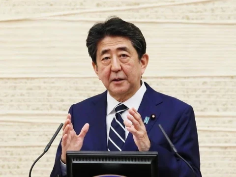 Mantan Perdana Menteri Jepang Shinzo Abe Ditembak Saat Berkampanye