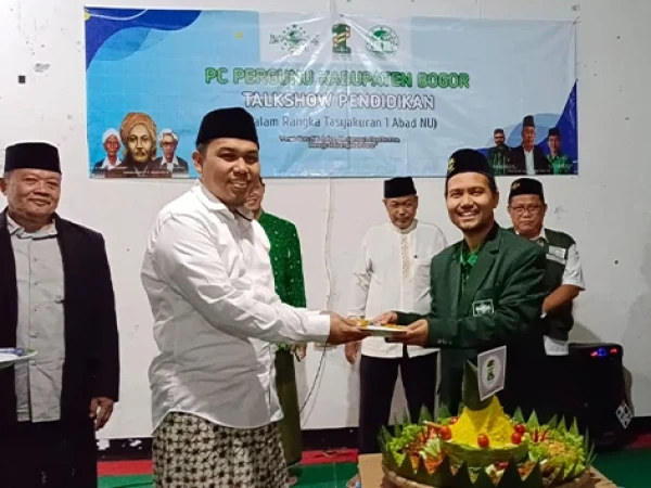 Sarasehan Pendidikan Pergunu Kabupaten Bogor Jelang 1 Abad NU, KH Ahmad Yazid Fatah: Jangan Asal Memilih Guru