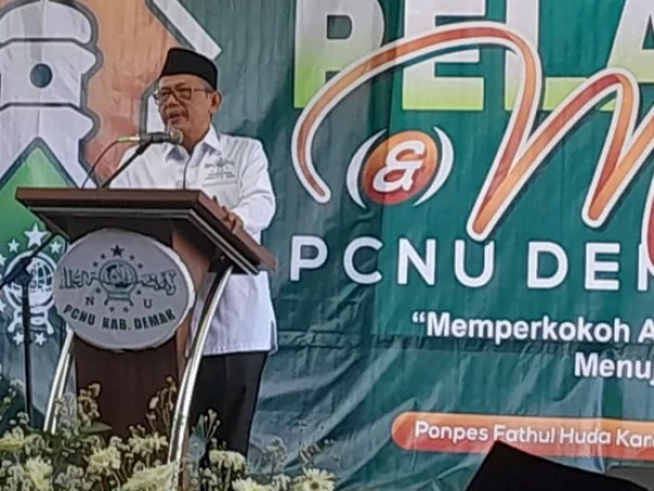 Wasekjen PBNU Lantik PCNU Demak, Ingatkan Pengurus agar Taat Aturan Organisasi