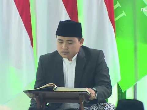 Dzaniyal M Chubaibillah, Pelantun Ayat Suci pada Pembukaan Muktamar Ke-35 NU